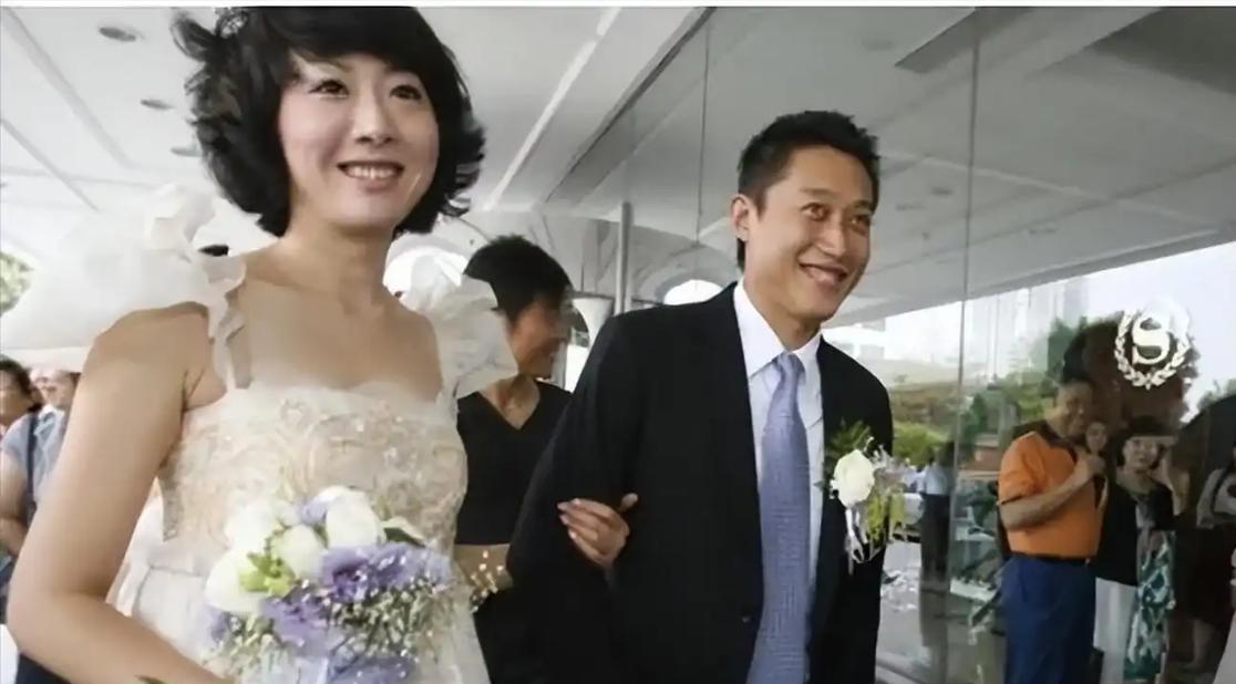 2013年，西安尿毒症女子为了活下去，和患骨髓瘤男子签下结婚协议：“婚后，我会尽