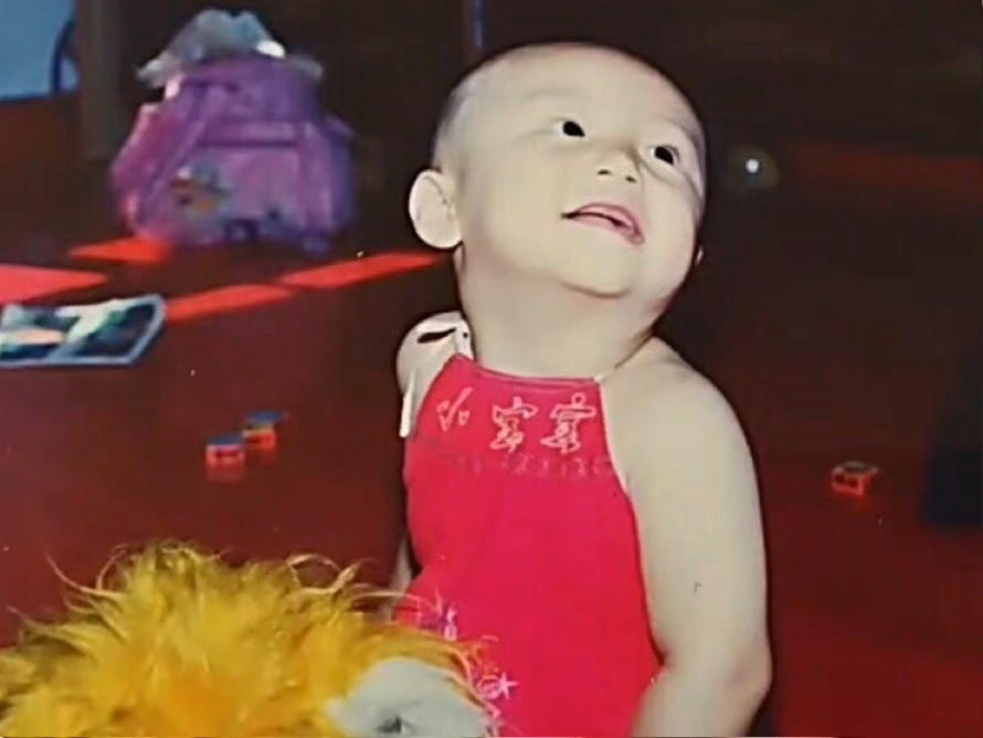 黄景瑜哪不好看不好意思黄景瑜母胎帅哥从小美到大哪哪都好看满分男