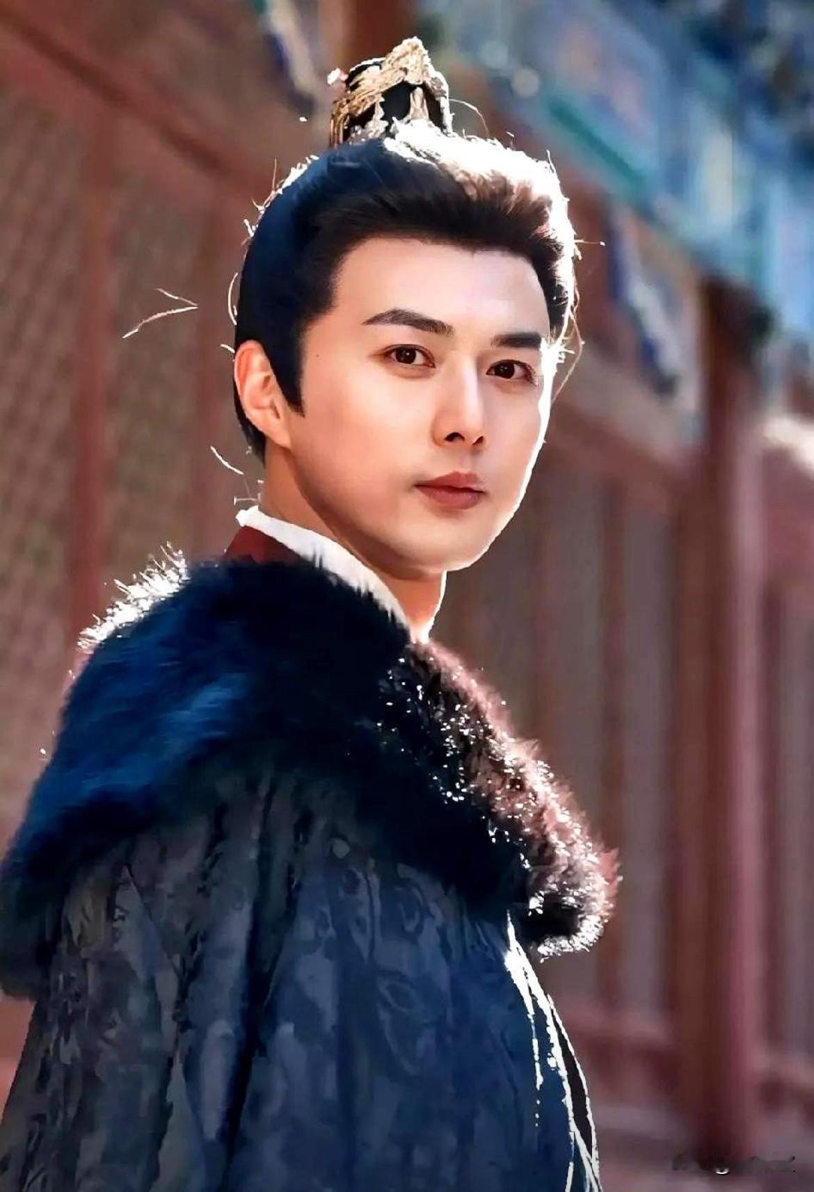 叶祖新火了大家都在感叹他的颜值只有我在惦记他和蒋欣的结局一个未嫁一个未