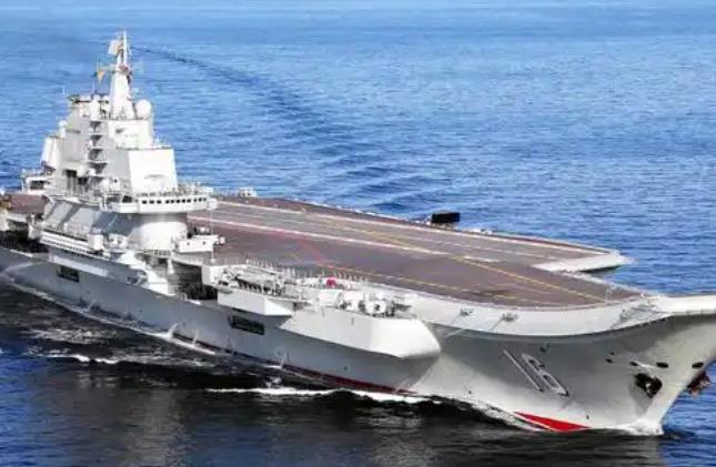 中国造航母，美国皱眉头；中国造055大驱，美国皱眉头。如果只盯着航母、驱逐舰