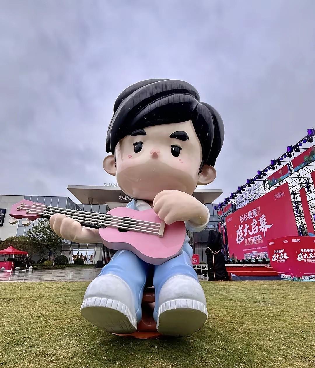 周杰伦武汉演唱会，沌口又堵爆了！每次在体育中心有大明星的演唱会，沌口人民最大