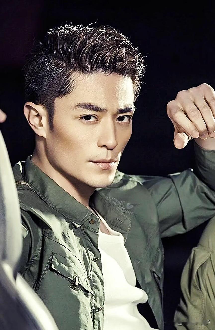 听完林心如爆料，我是真服了霍建华这个“老干部”作风。谁能想到啊？大家眼里光鲜