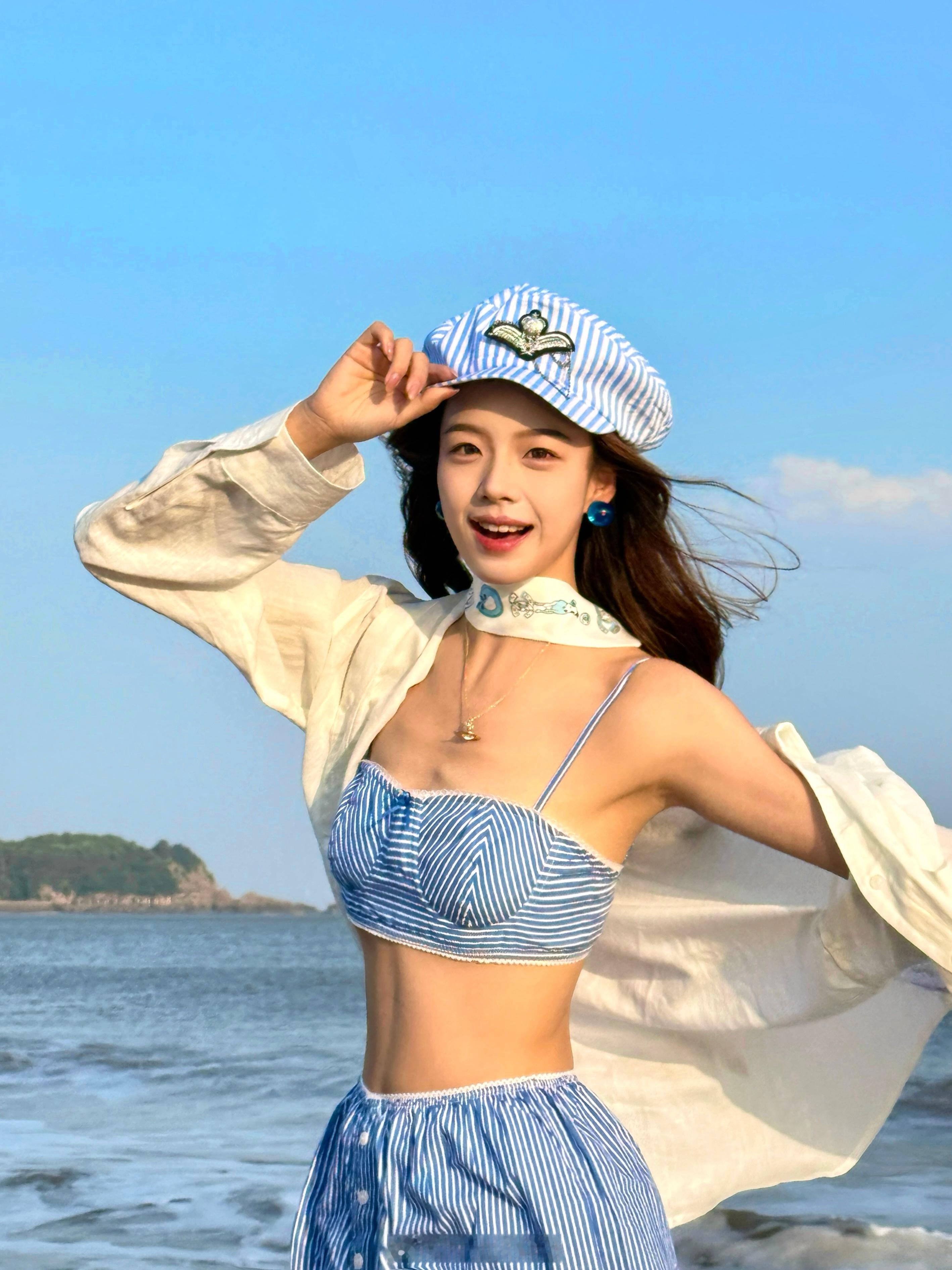 💙🌊🫧​​​