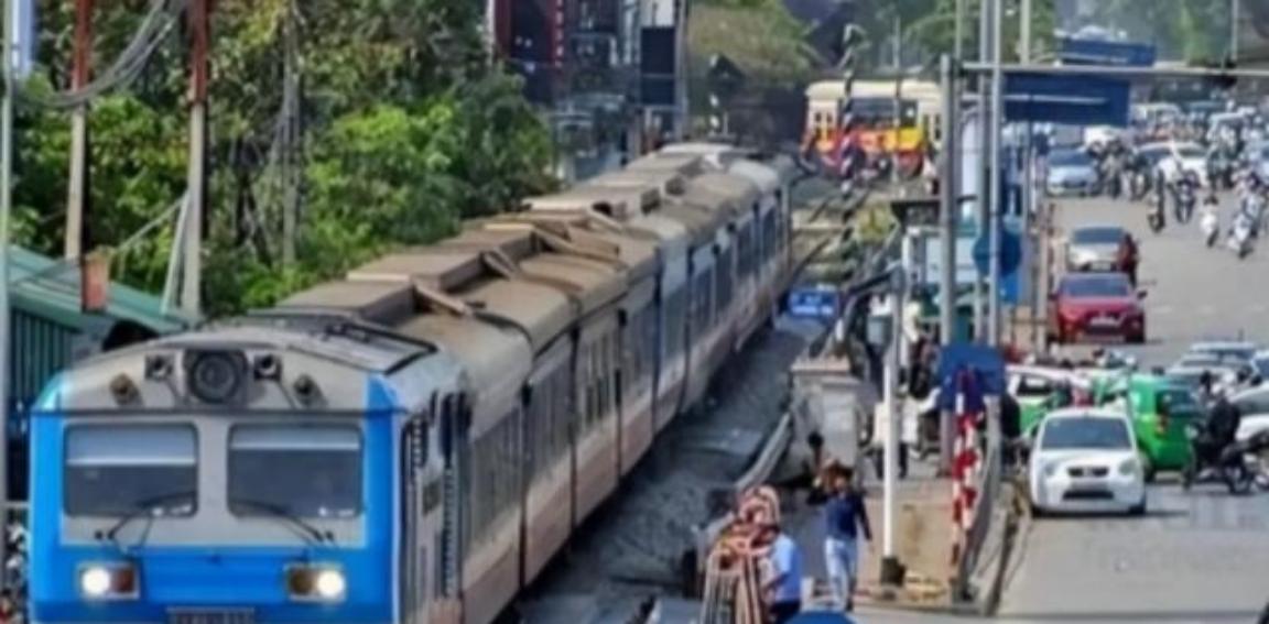 越南这次是真的服软了，直接表示不要中国的技术了，只要中国能来修就行。越南高铁