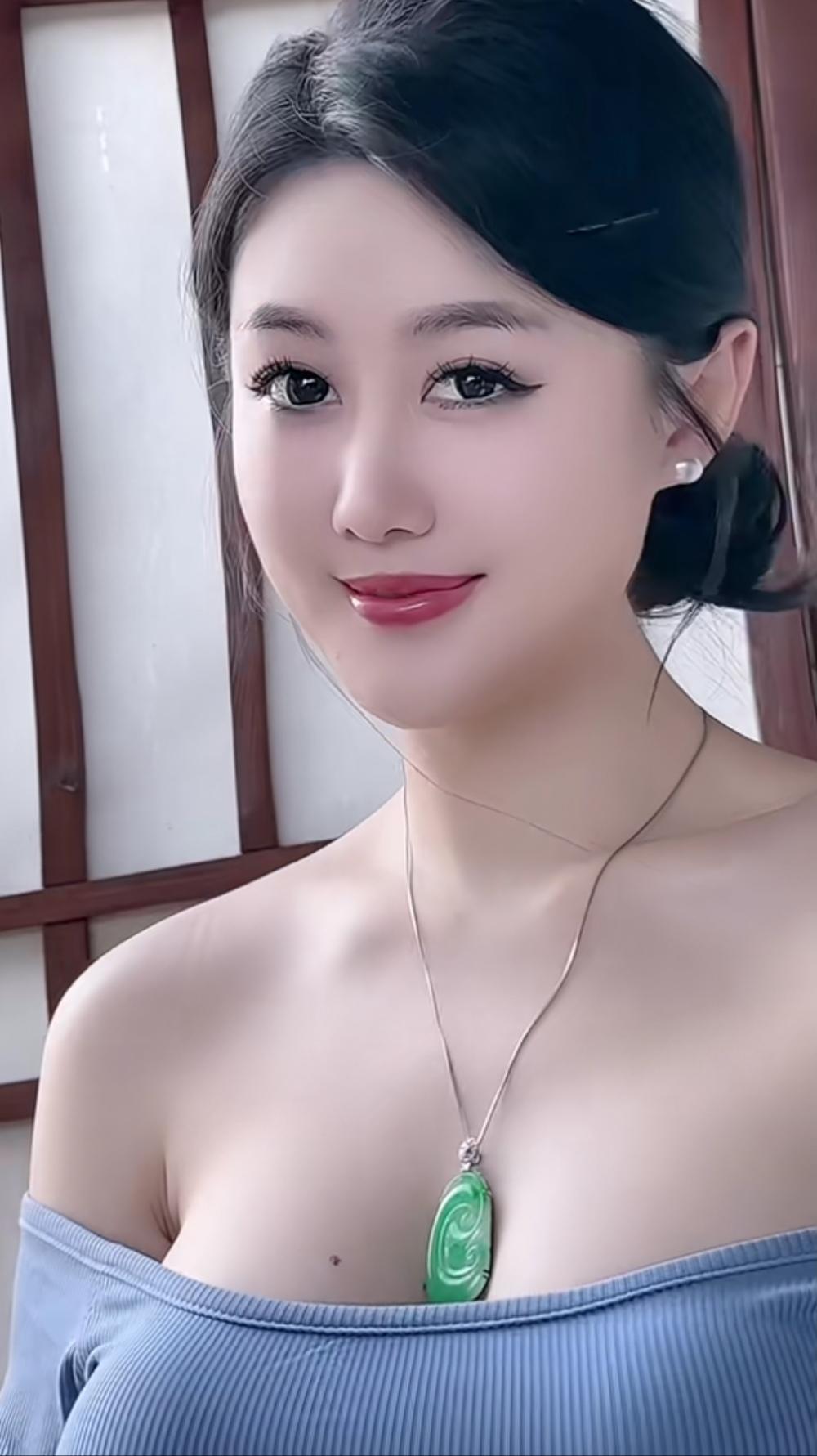 三十的女人最好看，珠圆玉润，旺夫又旺己。