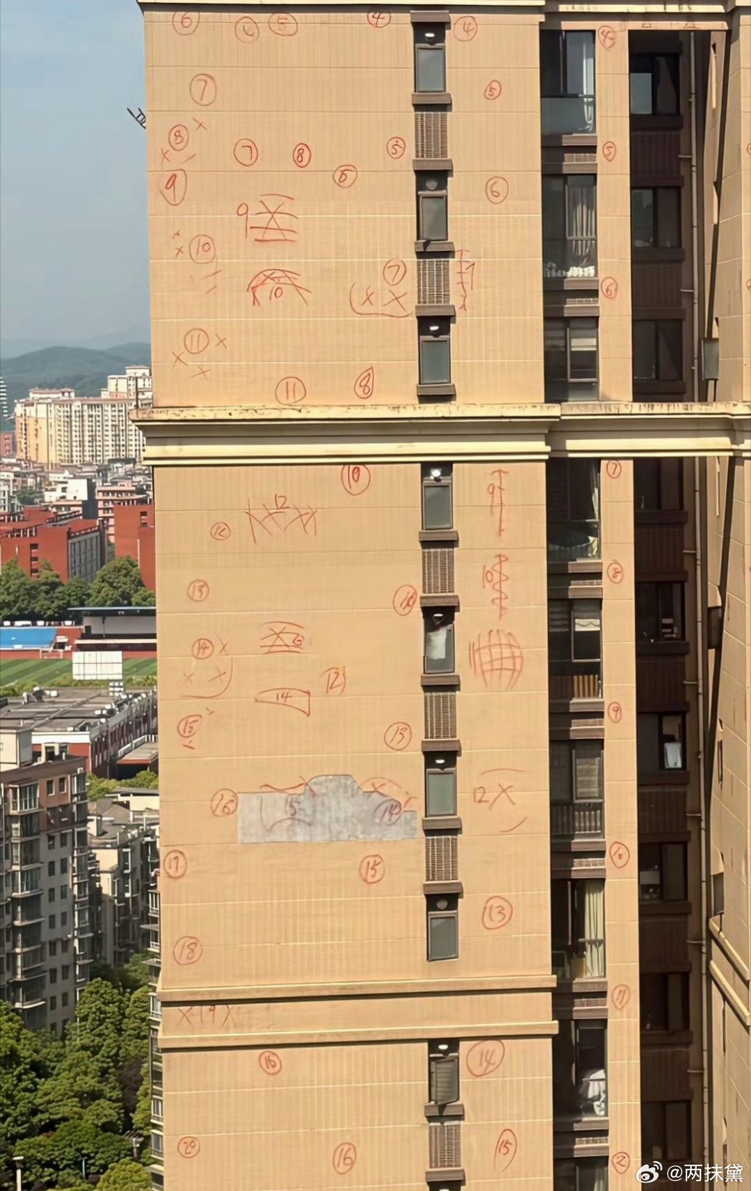 房子建好了，居然忘了擦。