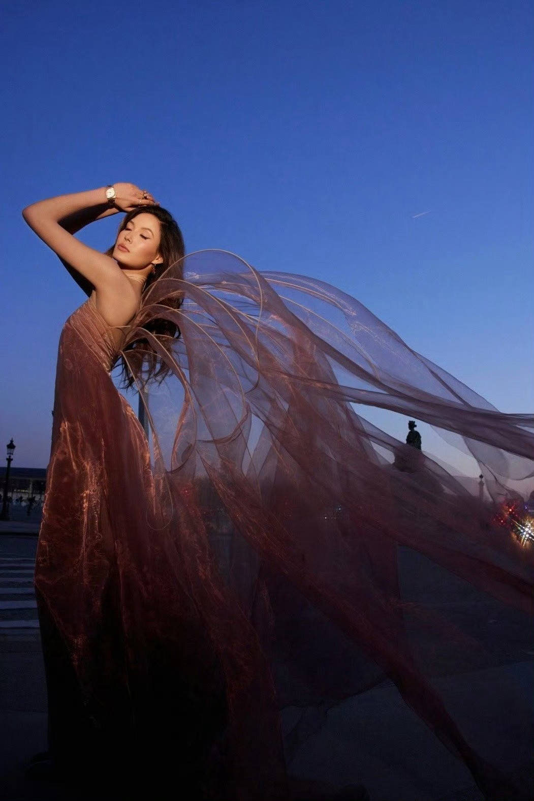 谷爱凌xLeGrandDînerduLouvre谷爱凌受邀出席