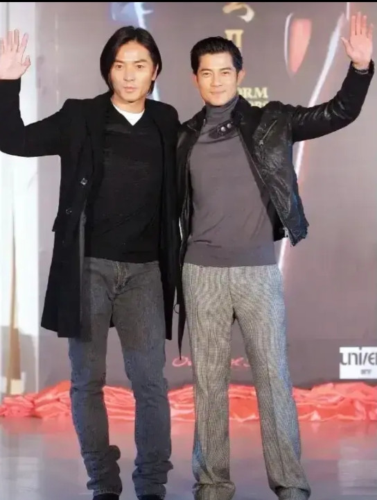 郑伊健有一样很厉害的地方，我印象中他后面红了以后几乎没当过配角了。和郭富城演戏