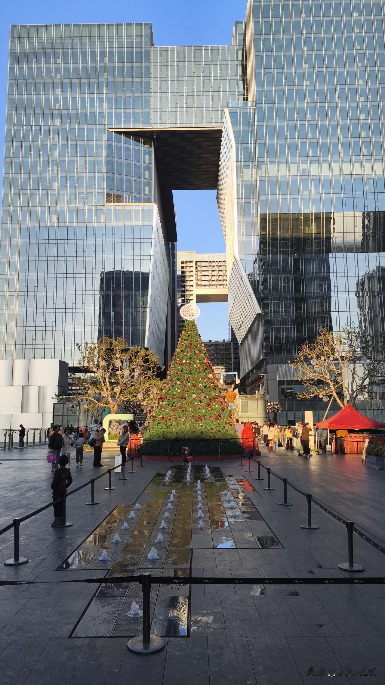 2026年了最愚蠢的行为，就是买房子！钱攥在自己手里才有底气对抗未来的