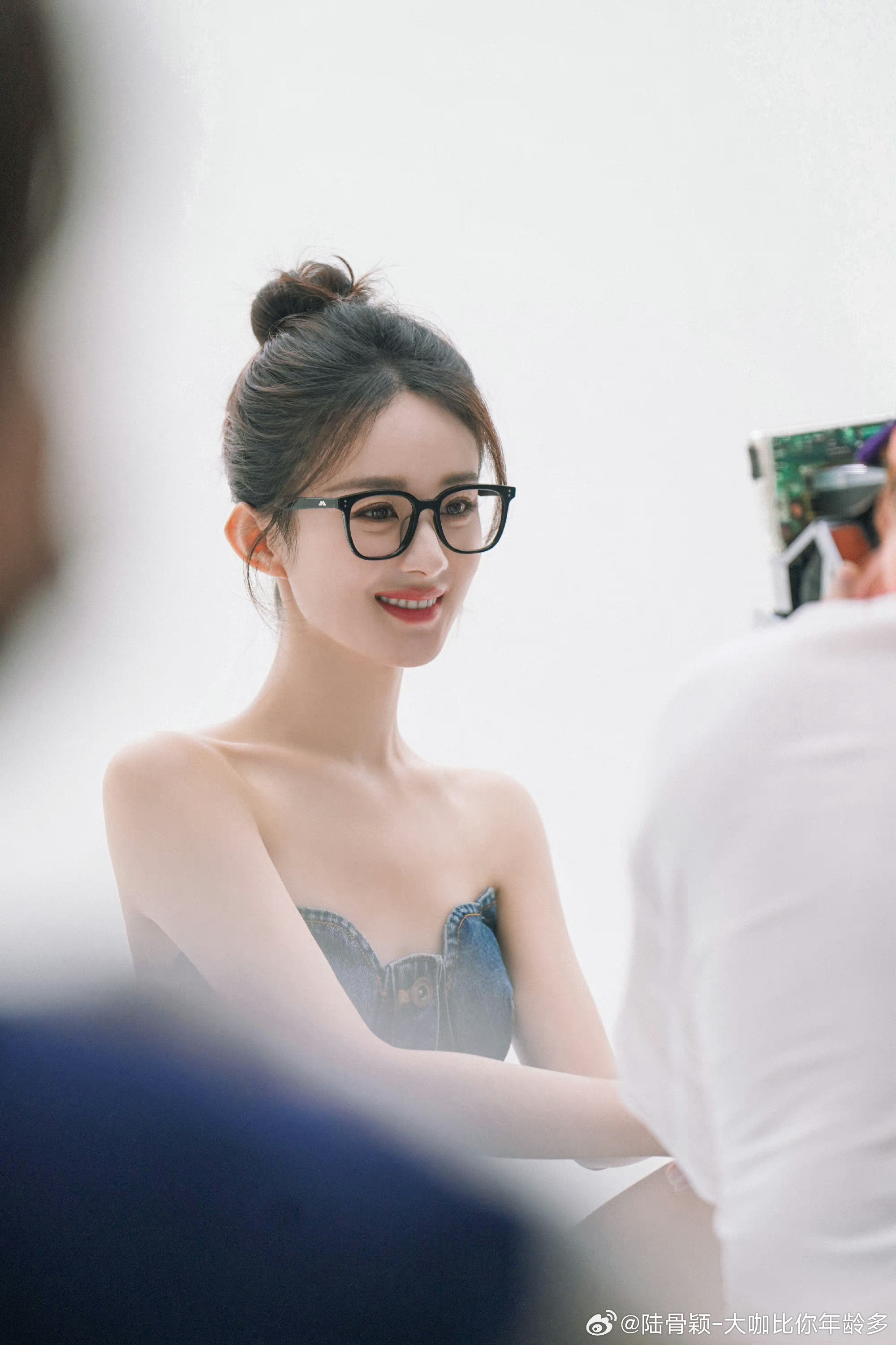 赵丽颖正能量zly赵丽颖“我是演员赵丽颖”一说就是十七年她说她希望在这个时代