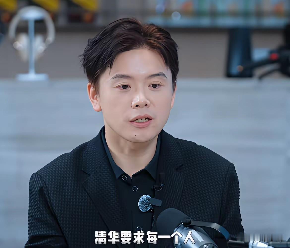 我怎么闻到一股“贾”的味道！这么大一个公司，高考祝福语还在呢，说封号就封号，有