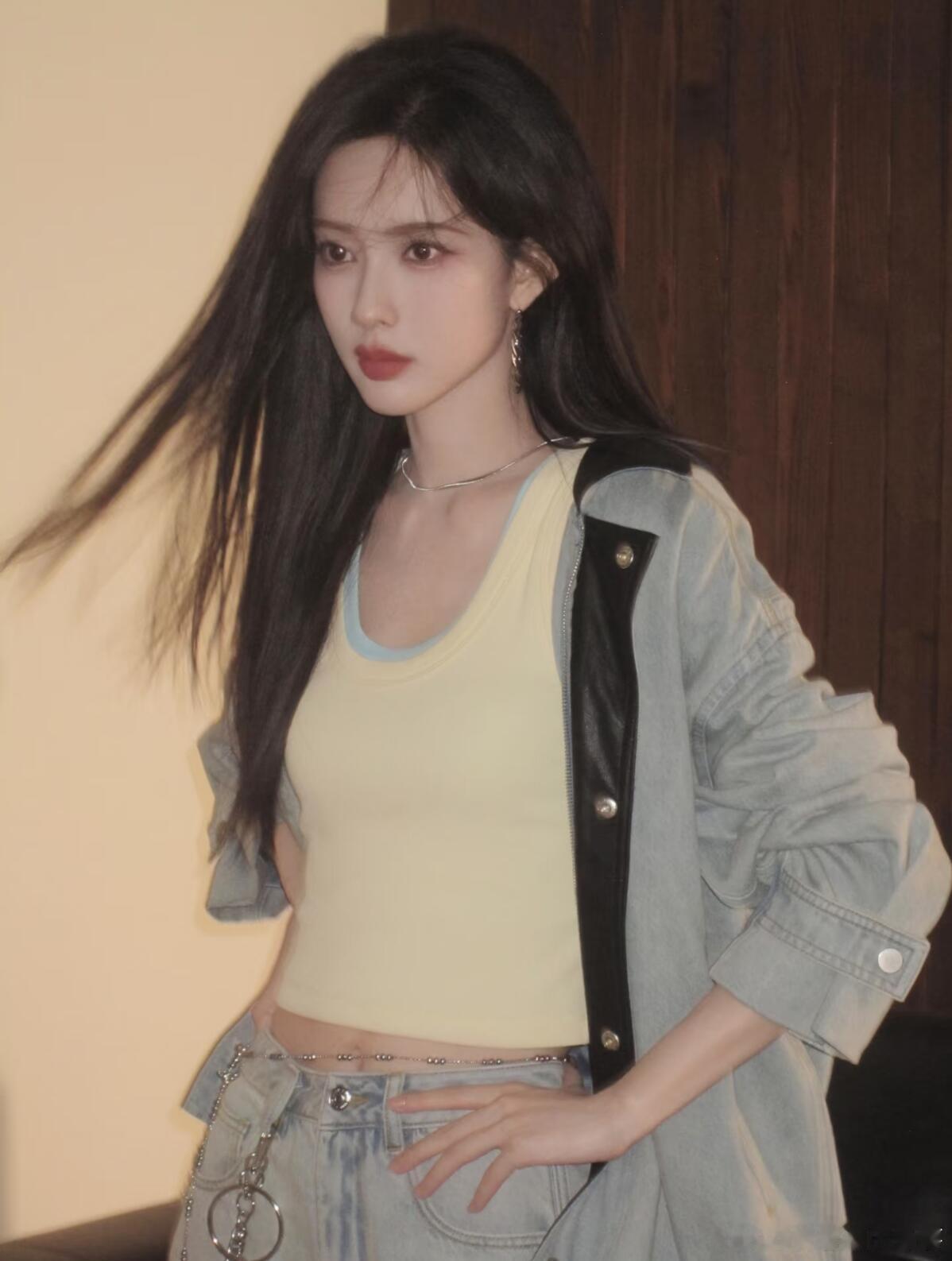 孟子义谁懂美孟身上的腰链😍孟子义｜​​​