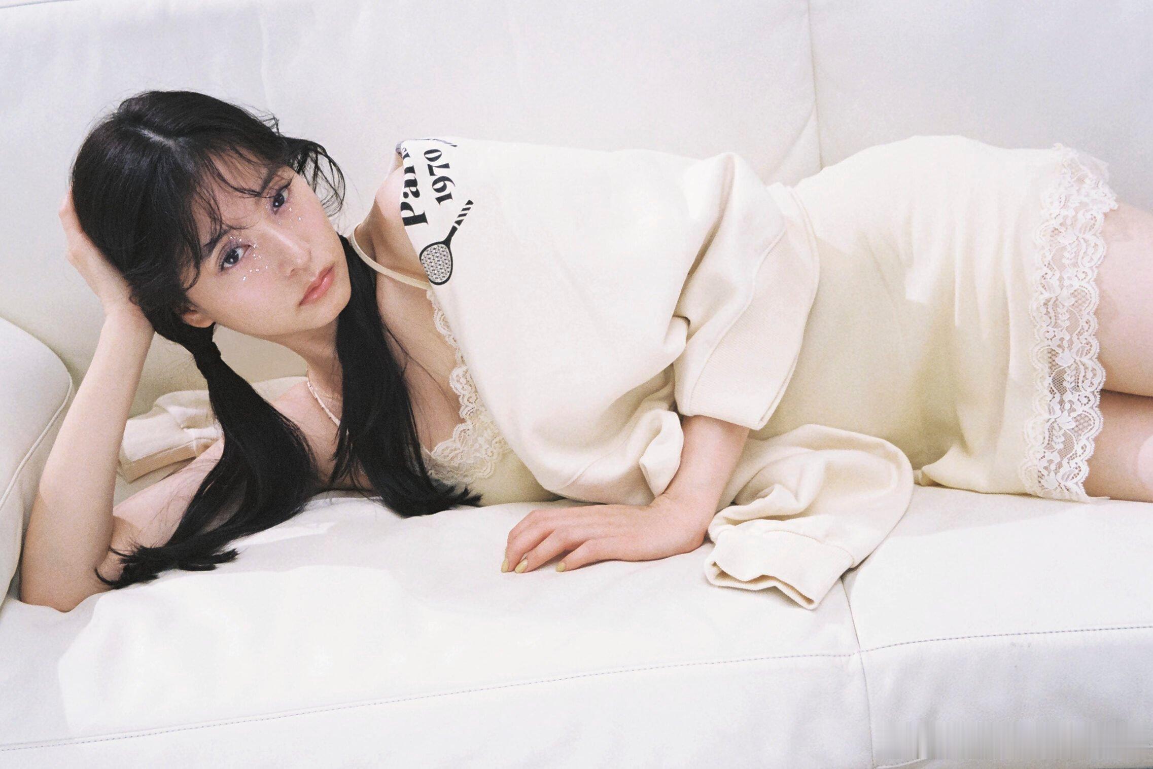 一组新木优子为SWEET杂志拍摄的写真​​​