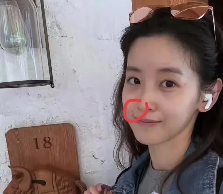 不得不承认章泽天这种女孩，不成功都难因为章泽天早就戒掉了小情小爱小心