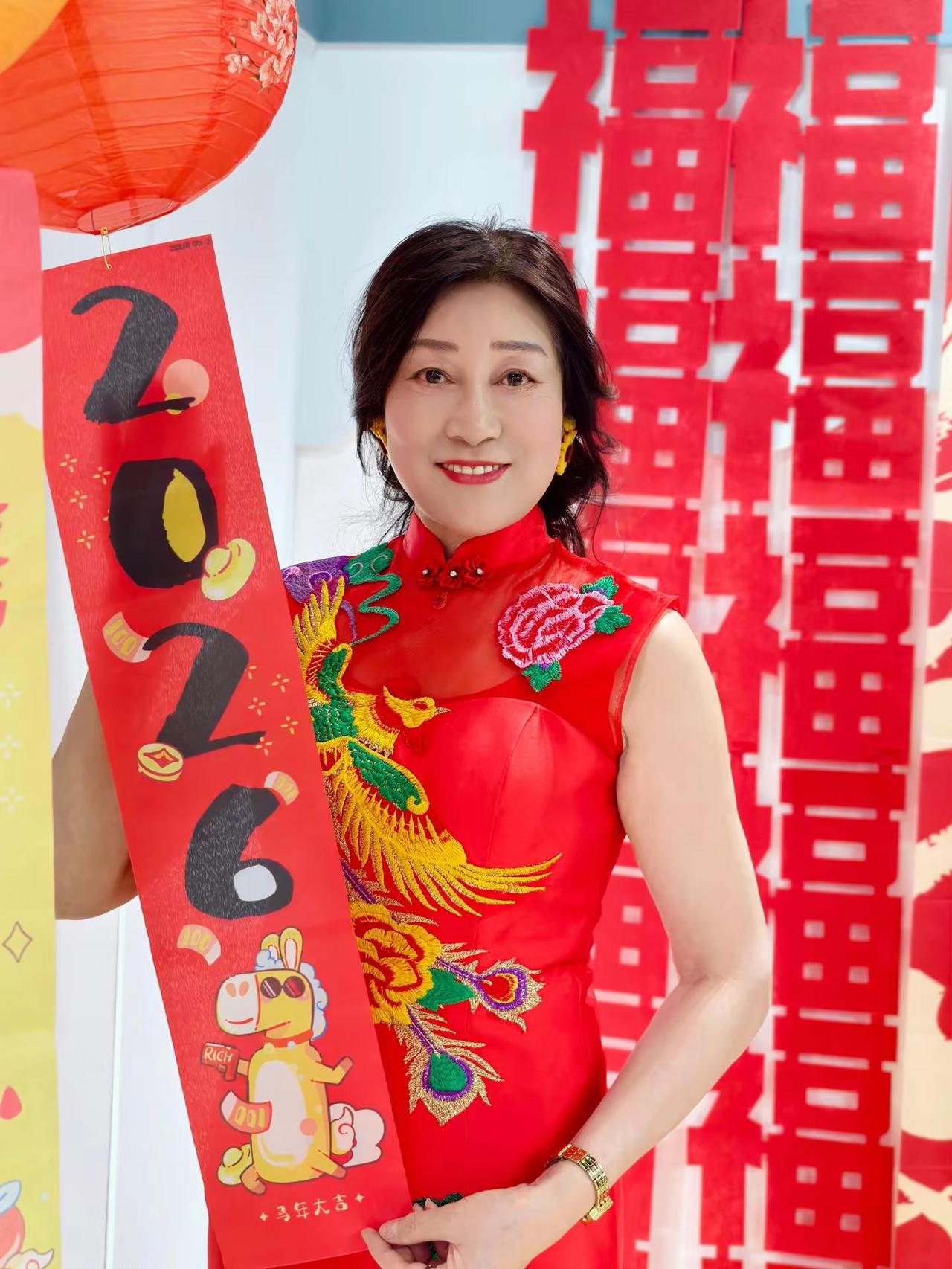 立春至，暖意生，万物向阳，春暖花开，愿岁岁皆安康，年年常欢喜。愿心中有光，眼里有