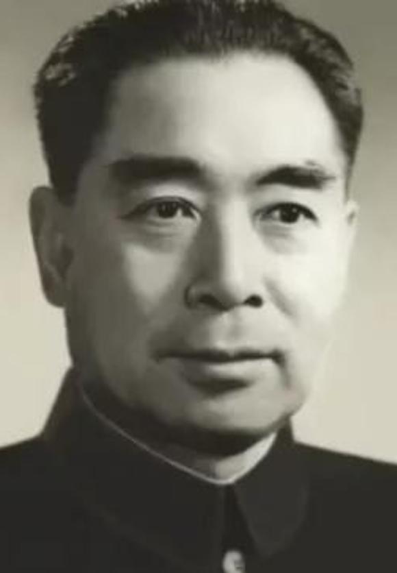 1949年新中国成立，中央人民政府设立6名副主席，为什么唯独手握顶级资历的周恩来