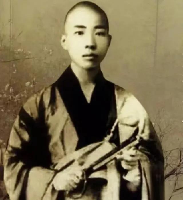 1918年“花和尚”苏曼殊在上海广慈医院暴毙，时年34岁，生前谈过28位女朋友。