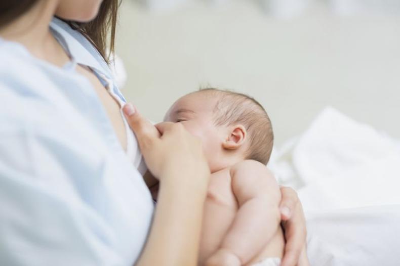 这些情况是不宜给娃哺乳的, 第一个常忽视