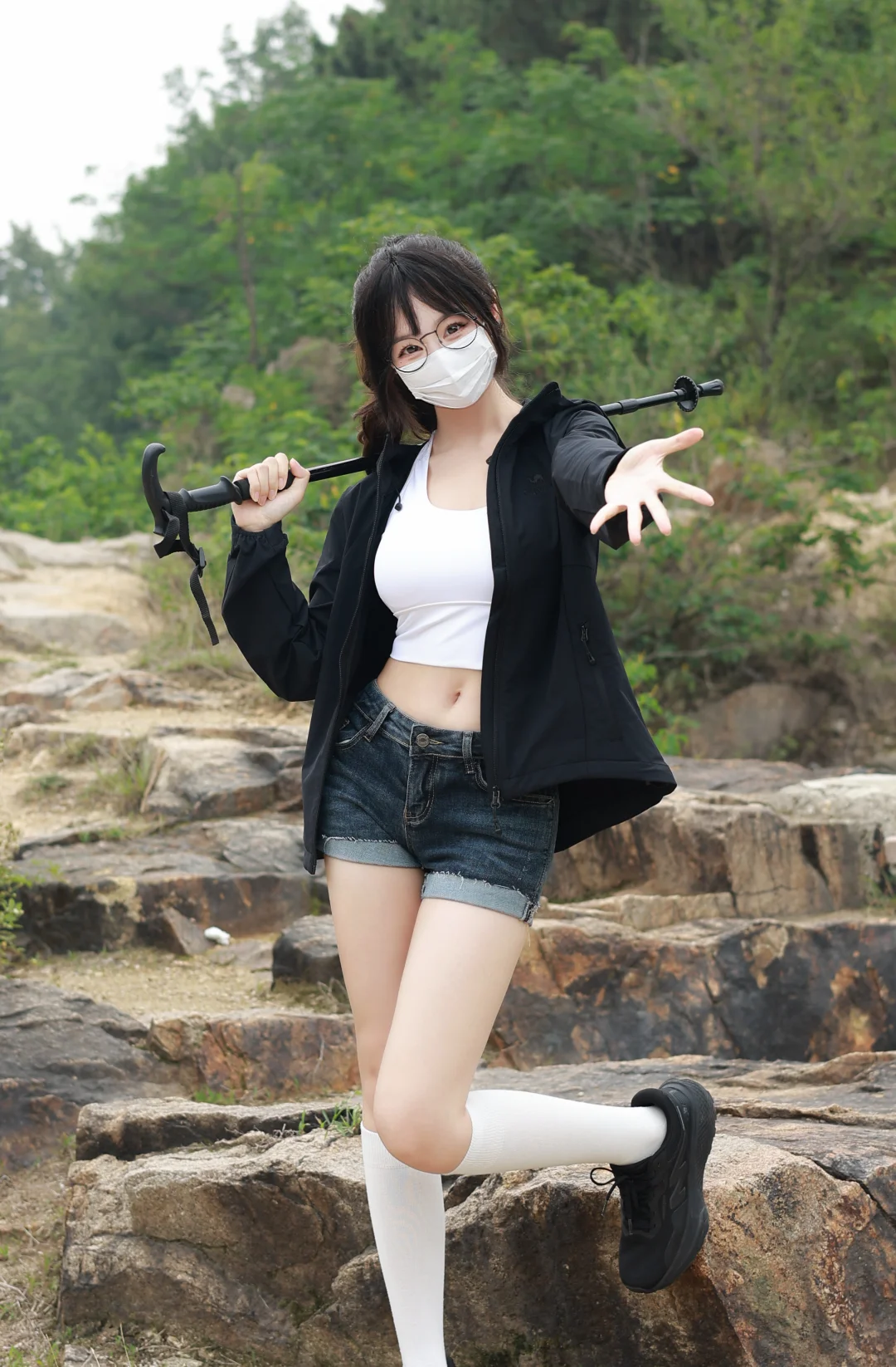 进山吸氧了⛰️