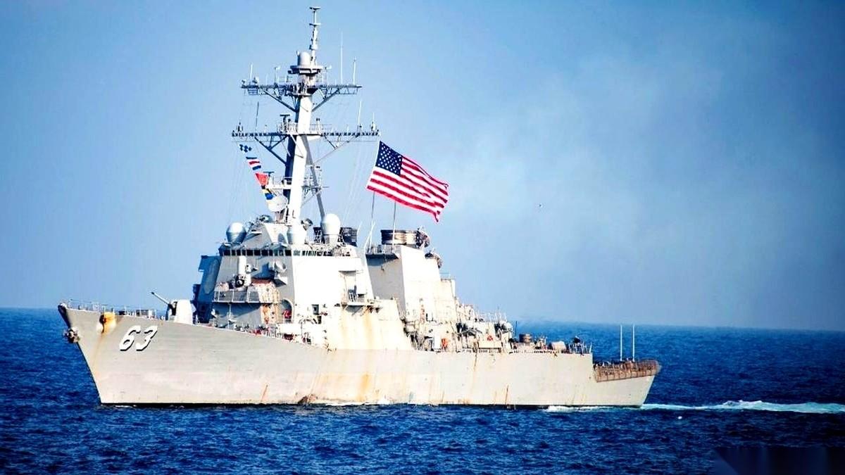 美国人自己都承认了。他们的航母战斗群，一旦开进我们家门口一千公里内，基本上就等