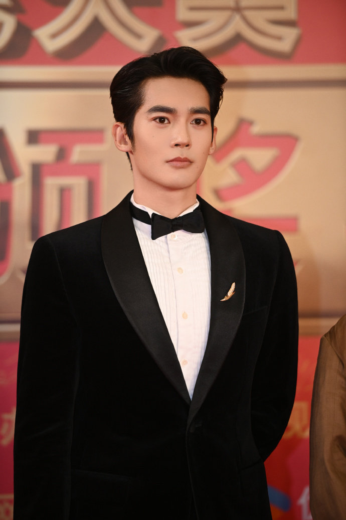 恭喜张裕经典焕新·全球品牌代言人领衔主演的《我的阿勒泰》获第35届“飞天奖”优秀电视剧奖，并获得优秀