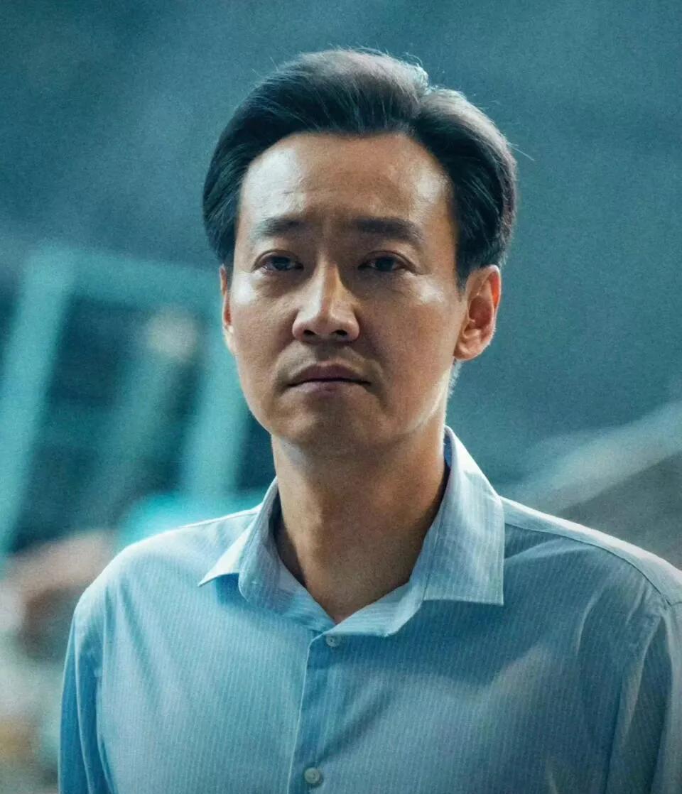 揭秘辛柏青为何选择低调处理朱媛媛的离世：人缘太好，怕吊唁者过多影响健康