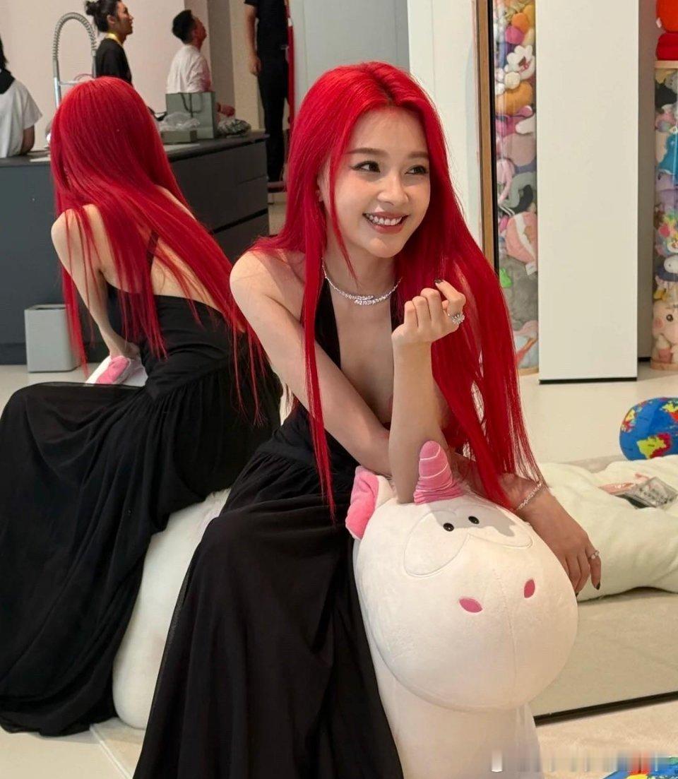 我似乎理解董子健与孙怡离婚的原因了。并非因为她不够美貌，也不是由于她是二线明星，