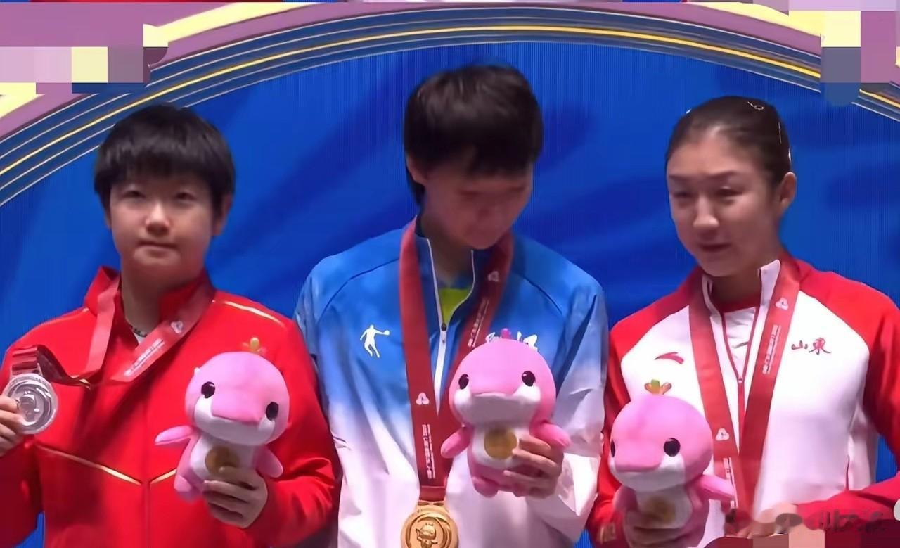 王曼昱最让人绝望的不是夺冠，而是她一直在进步，一直在尝试不同打法？今年11月