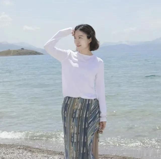 钱和人品：很多人以为，有钱的人自然就有修养，地位高的人必然人品过硬。走的路
