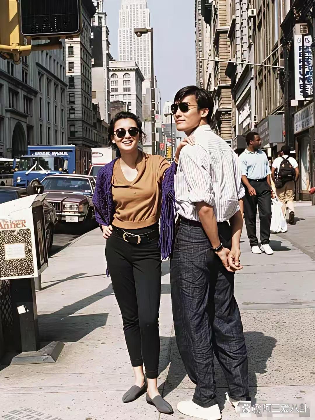 1990年街头抓拍的张曼玉，复古氛围感直接拉满