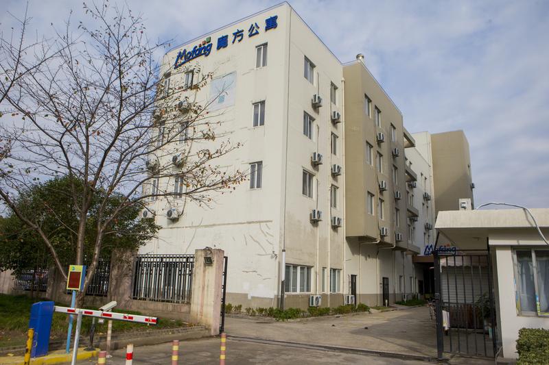 浙江有位房东，最近退租时红了眼眶。住了6年的女租客要搬走，他本做好了大动干戈翻新