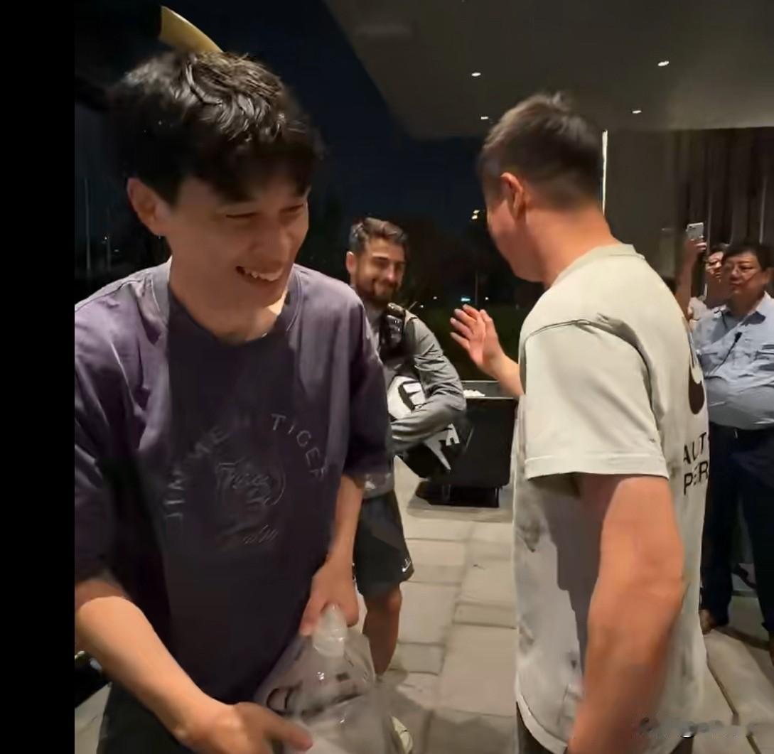 天津津门虎虽然赢了保级大战，但是一个困扰球迷和球队问题又出现了。天津津门虎在保
