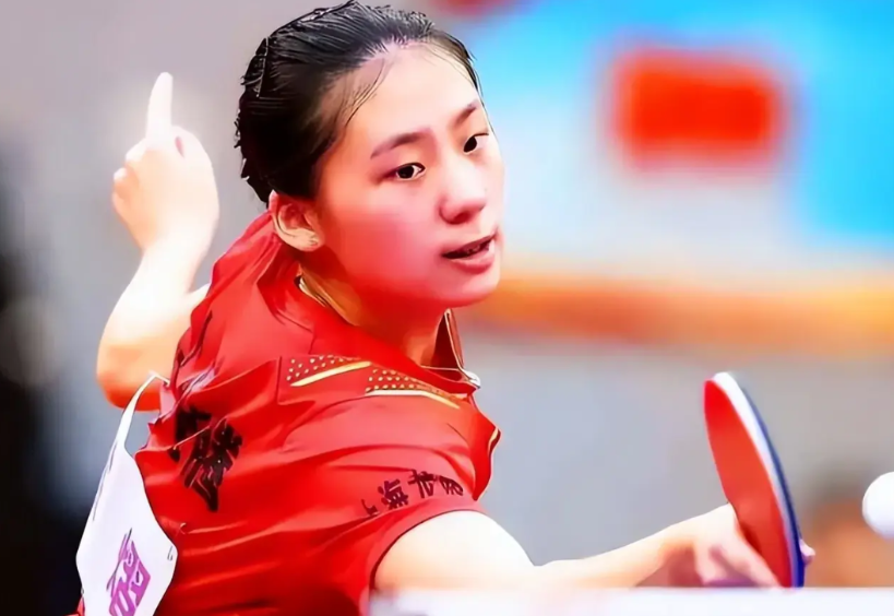瑞典大满贯！陈熠今天要做的事情就是向孙颖莎取经。因为陈熠明天要和德国削球手韩莹
