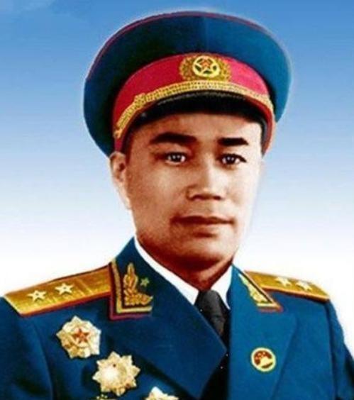 王近山被下放农场，许世友替他求情，毛主席当场问许世友：你真的愿意把他带走吗？1