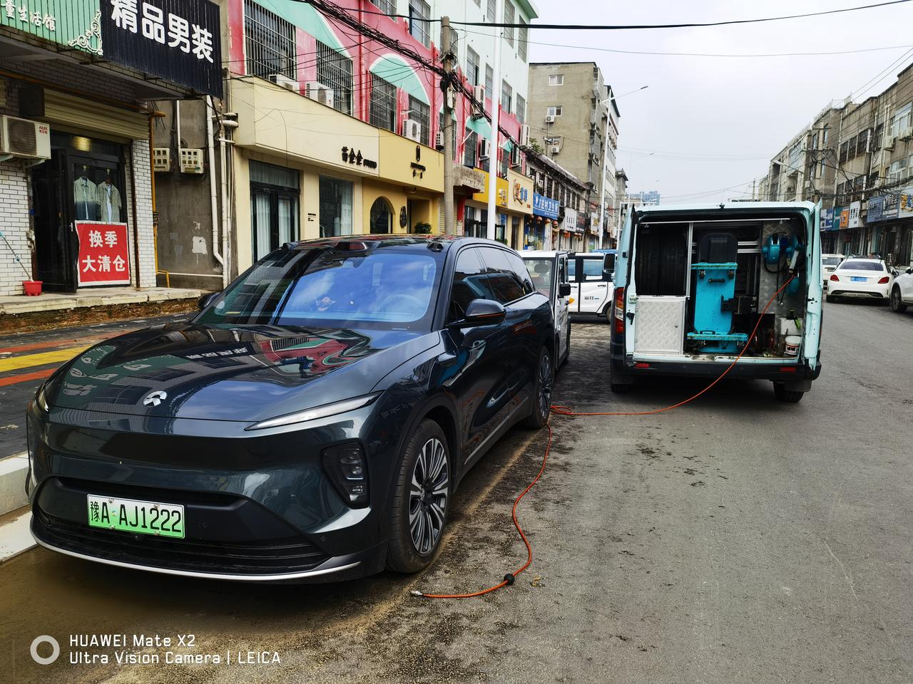 新8提车100天，碰到的问题和感受七月份抢的第一批现车，这两天正好提车100