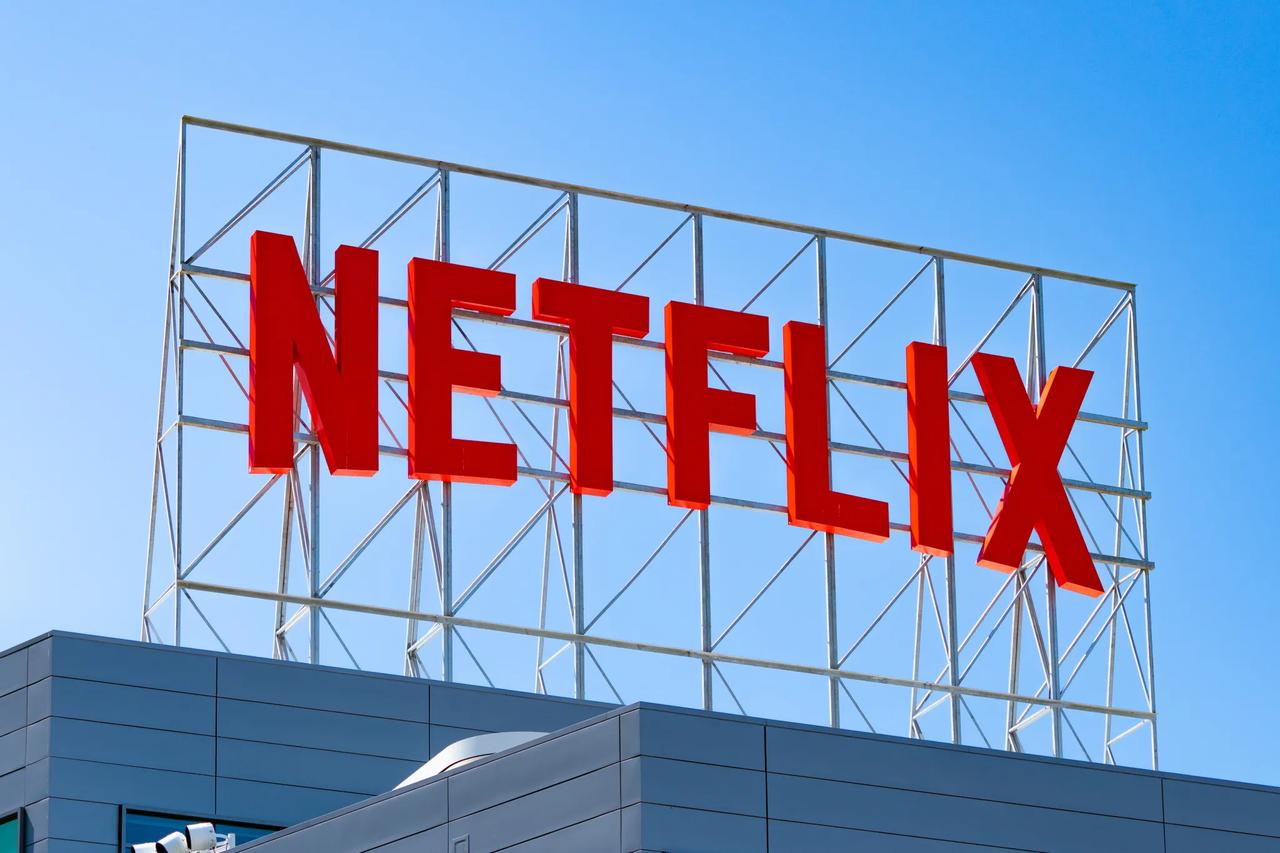 Netflix确认影视成片已用上AI，速度快十倍，你怎么看？Netfli