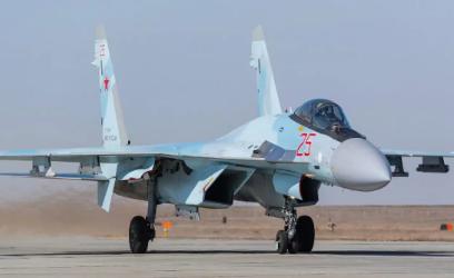 伊朗终于迎来全新战机！网络流传的48架并非真实数量，本次到货为首批16架