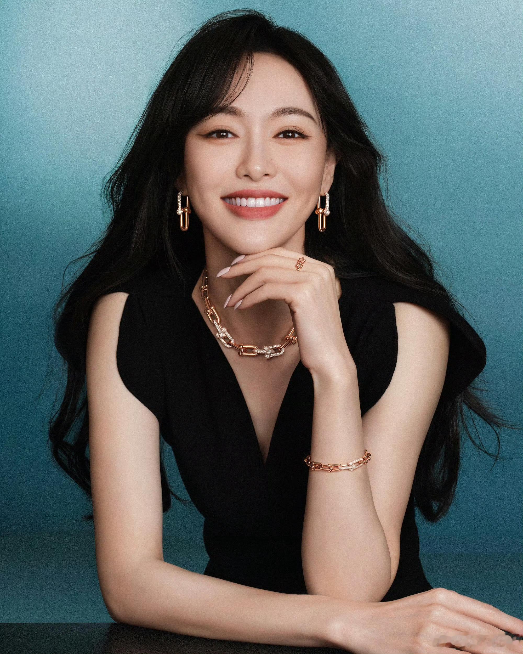 唐嫣张若昀钟楚曦一同出镜Tiffany七夕新片🙌​​​