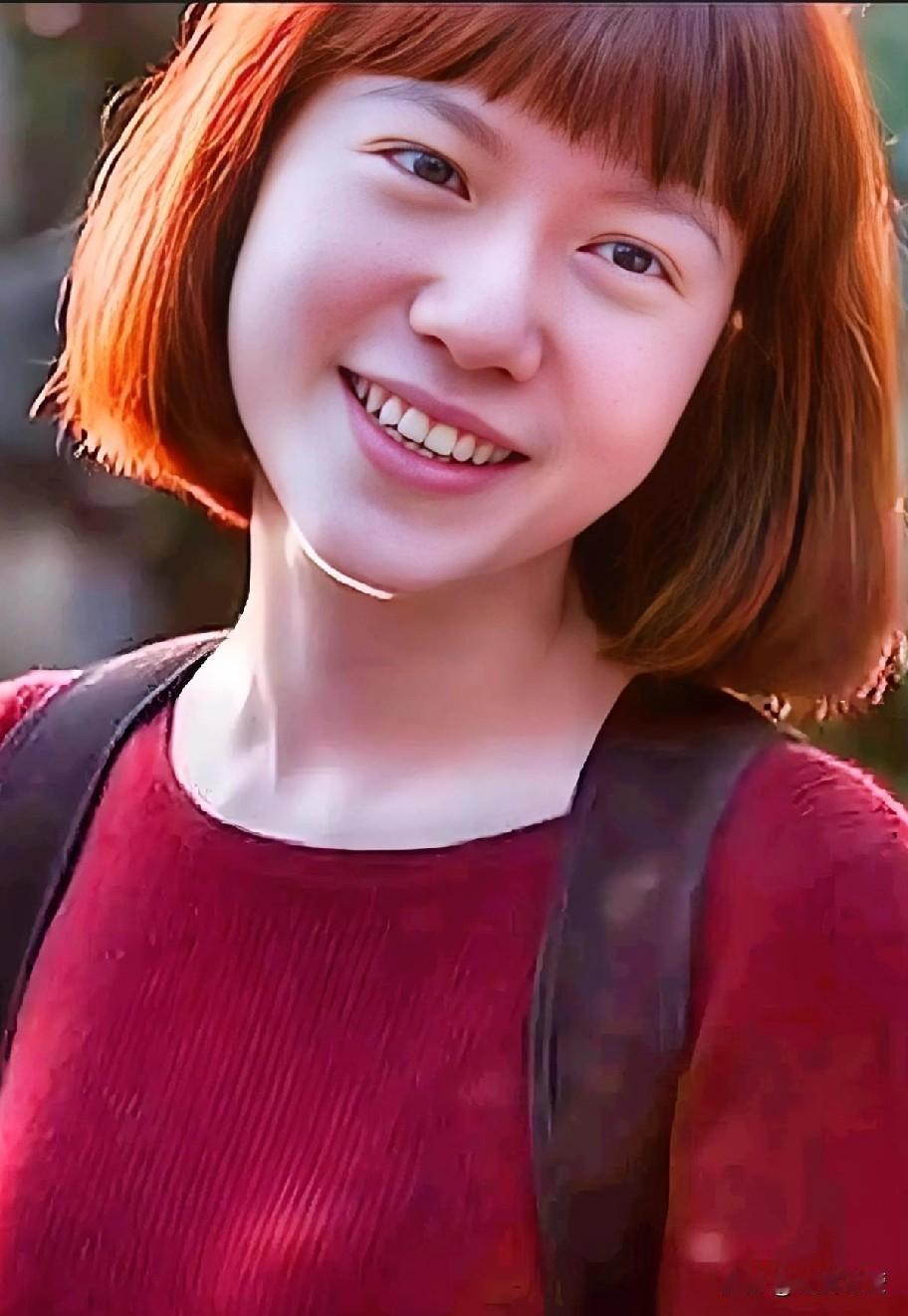 1.领养个娃，49岁还年轻，而且她有冻好的卵子，身体素质行，试管婴儿也能考虑，