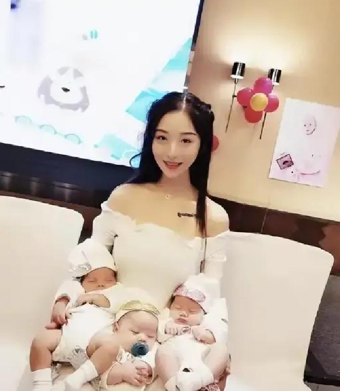她不结婚，斥资50万去泰国买英国名校男的精子，生下三胞胎混血宝宝，当年被全网诟病