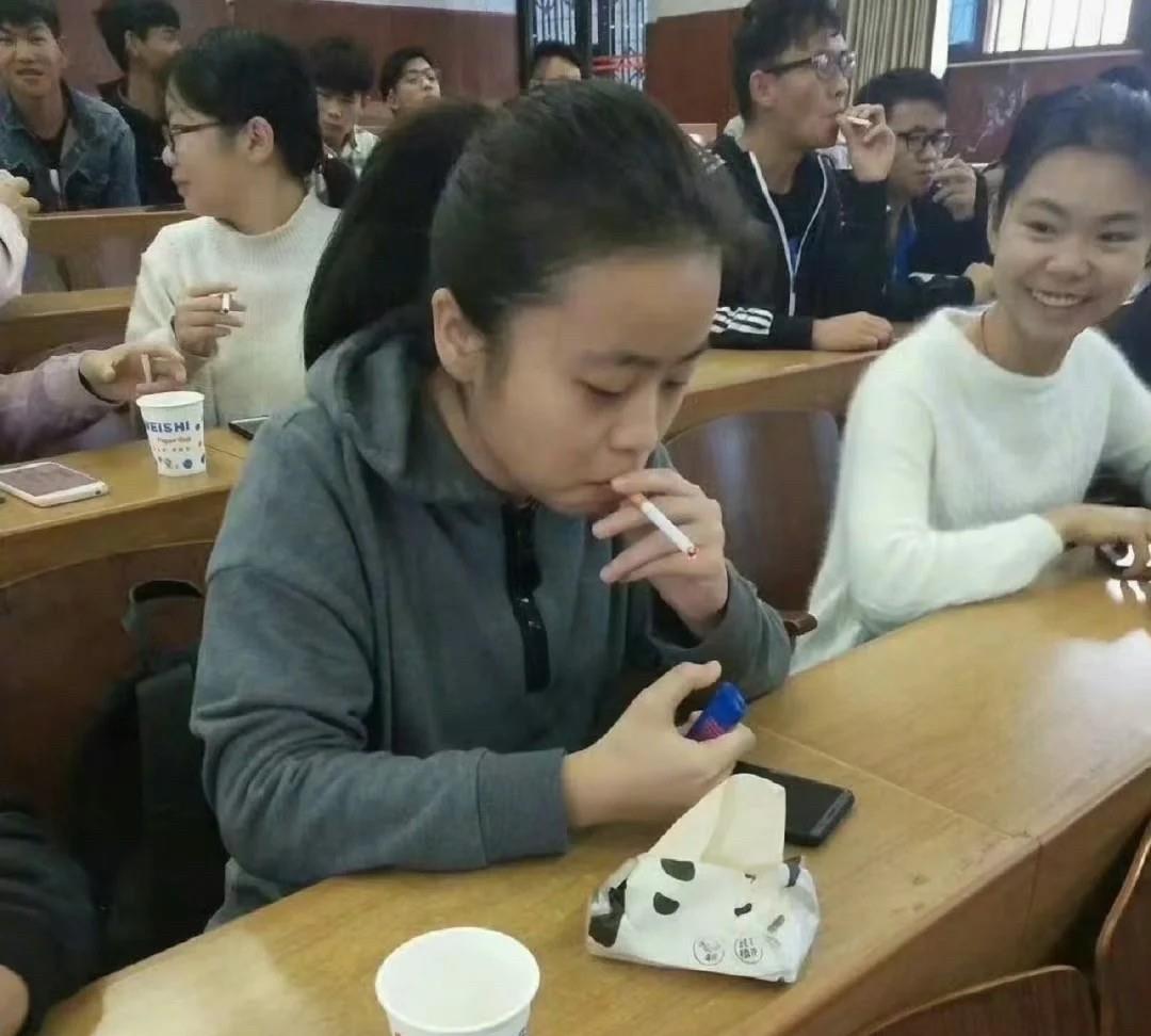 云南某大学有个烟草专业