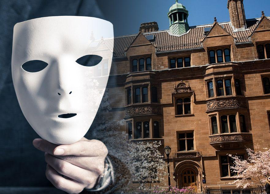 美国耶鲁大学最近撤销了一名华裔女学生录取资格，并由校警护送离开校园，理由是伪造身