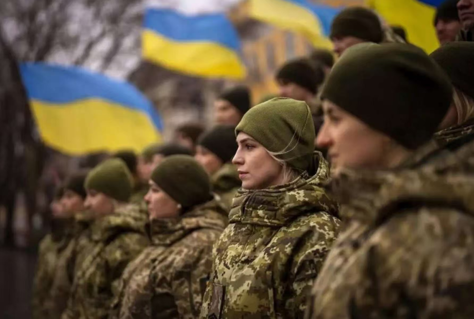 乌克兰为什么不选择投靠俄罗斯?那不是一样能保证安全吗?其实,乌克兰如果真的倒向俄