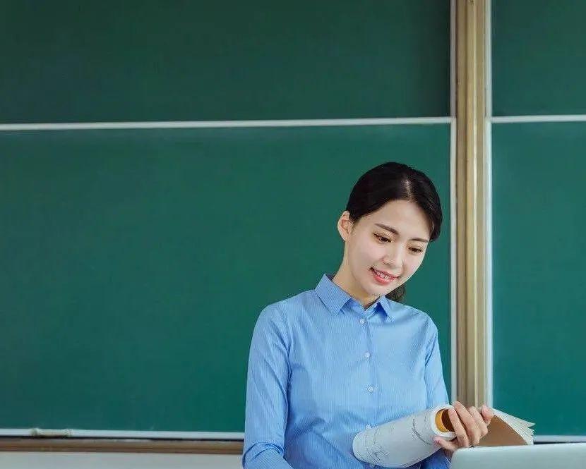 开学了，又一个新学期开始了。老师的愿望非常简单。1、分到一个不那么差的班。
