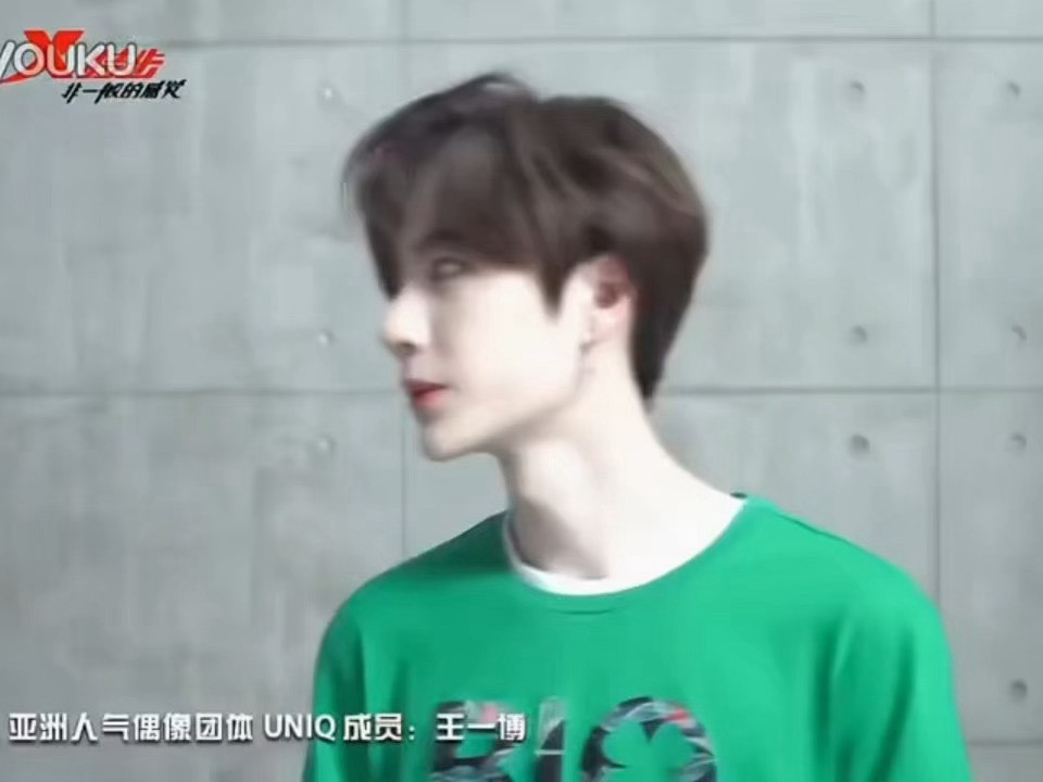 全世界最好的王一博早期真的搞怪又呆萌又可爱王一博的考古日常