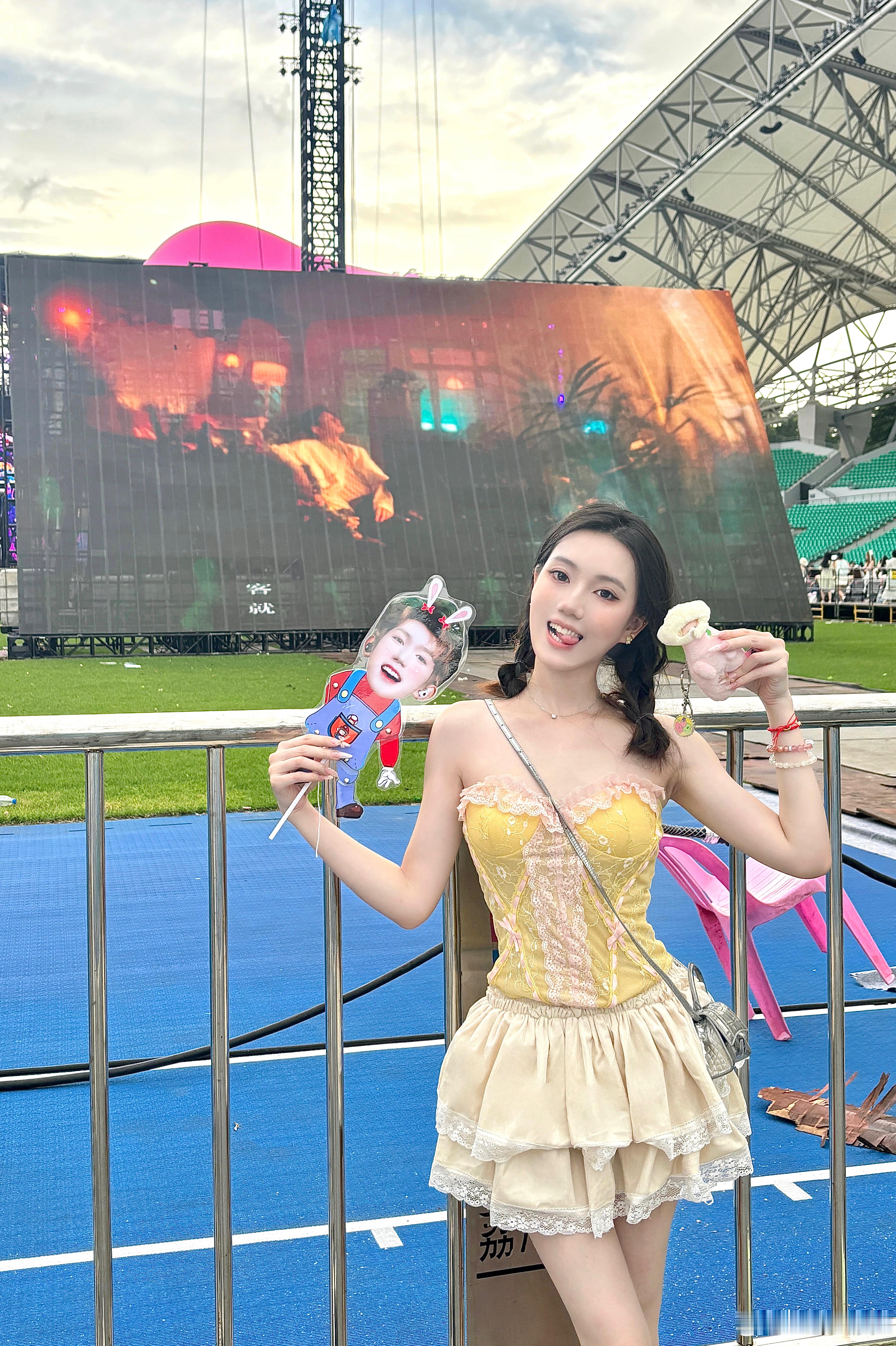 ＂黄昏梦境美好在交替＂​​​