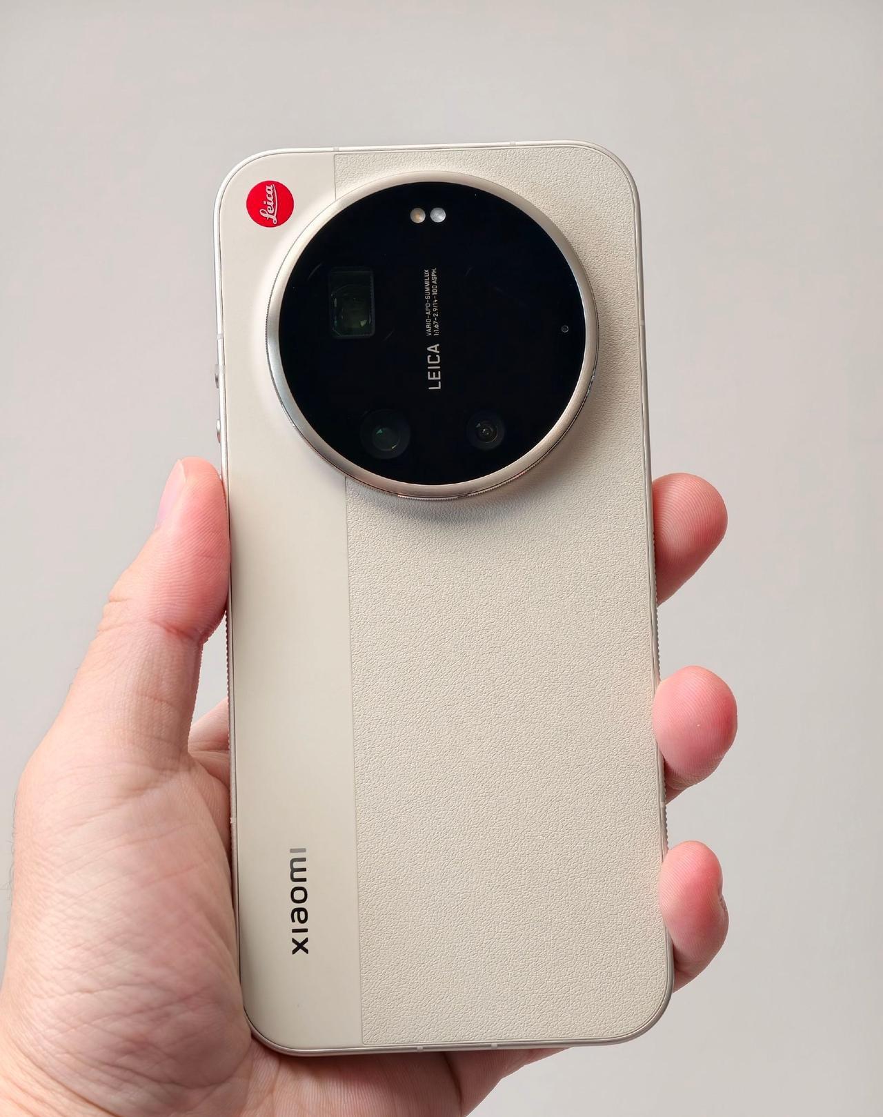 看了华为Mate80系列发布会，华为Mate80promax卖7999元，是