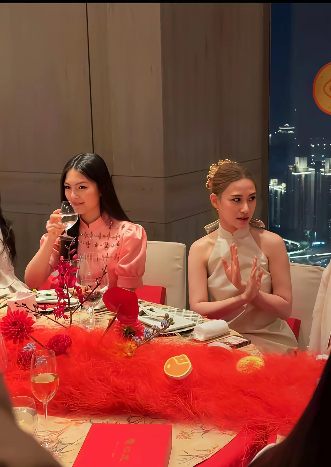 别再问“公主有什么烦恼”了。她的“烦恼”，恰恰是你们看不懂她有多厉害。17岁