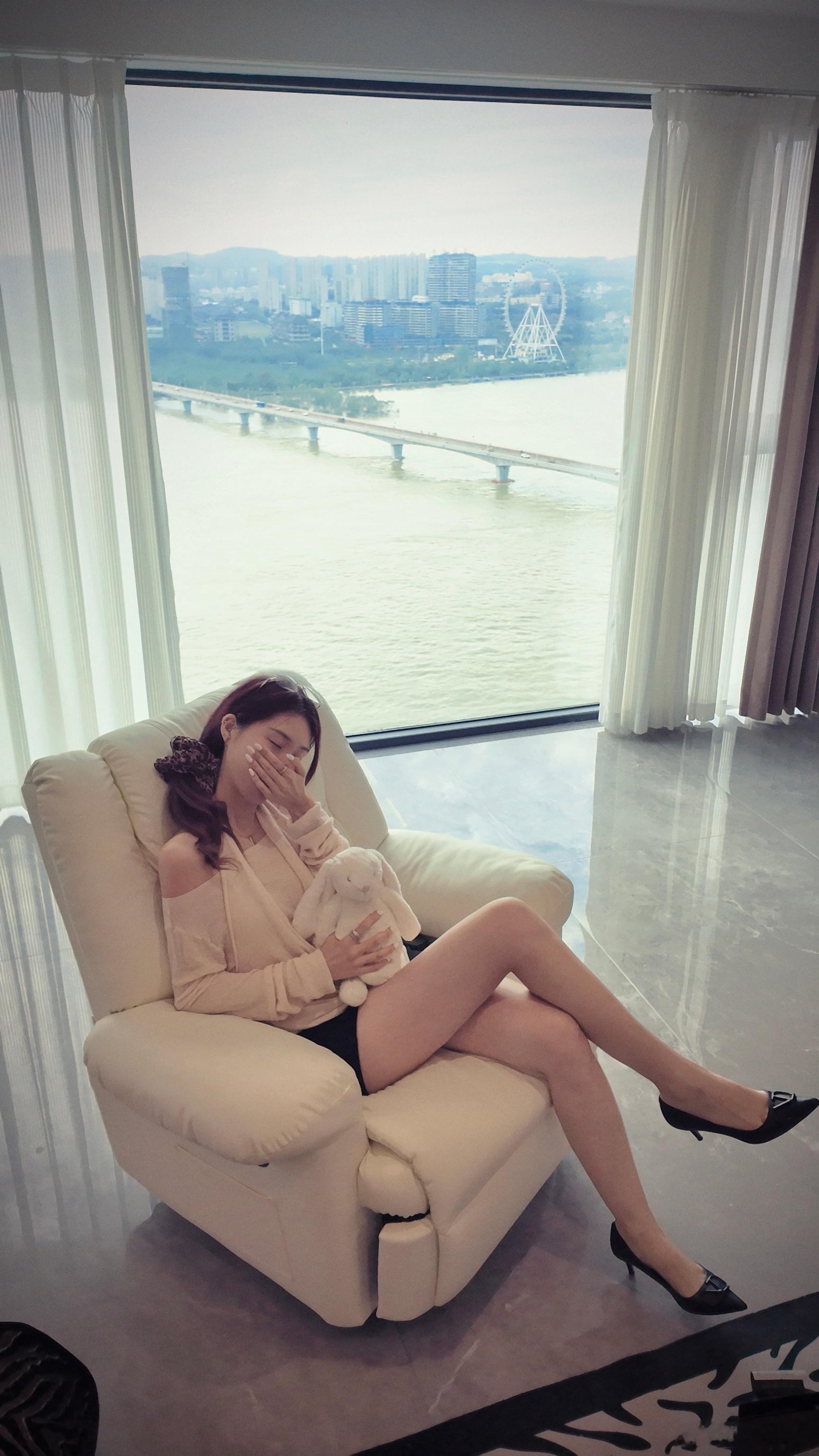 许妍是一种感觉美丽坏女人许我耀眼许妍赵露思​​​