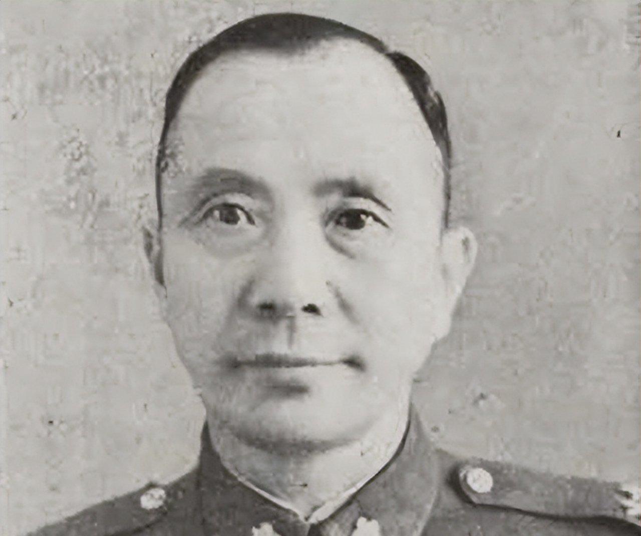 1943年，新四军活捉了国民党副总司令韩德勤，陈毅愁眉不展，想装作不认识放他走，